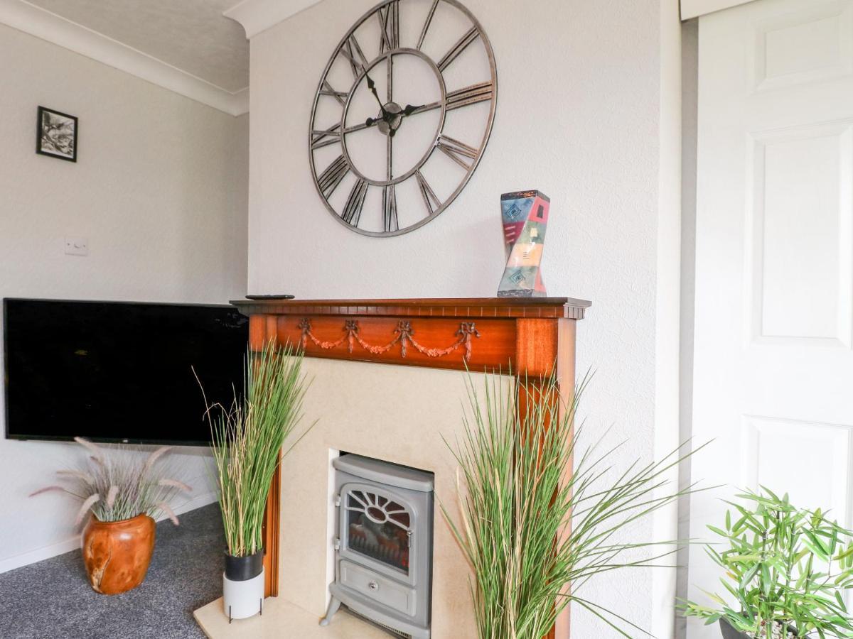 George'S Place Froghall エクステリア 写真